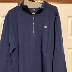 Men’s lightweight pull over nice navy color
